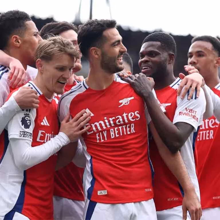Jugadores del Arsenal celebrando